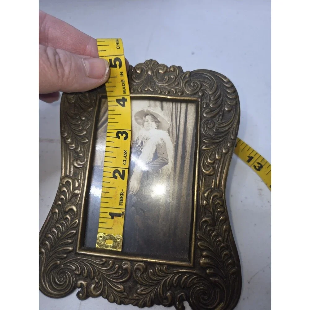 Vintage Silvestri Handcrafted Picture Frame Art Nouveau Feather Fern Swirl Aged